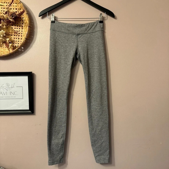Ivivva by Lululemon Grey Leggings  Girls Size 12 - Picture 2 of 8